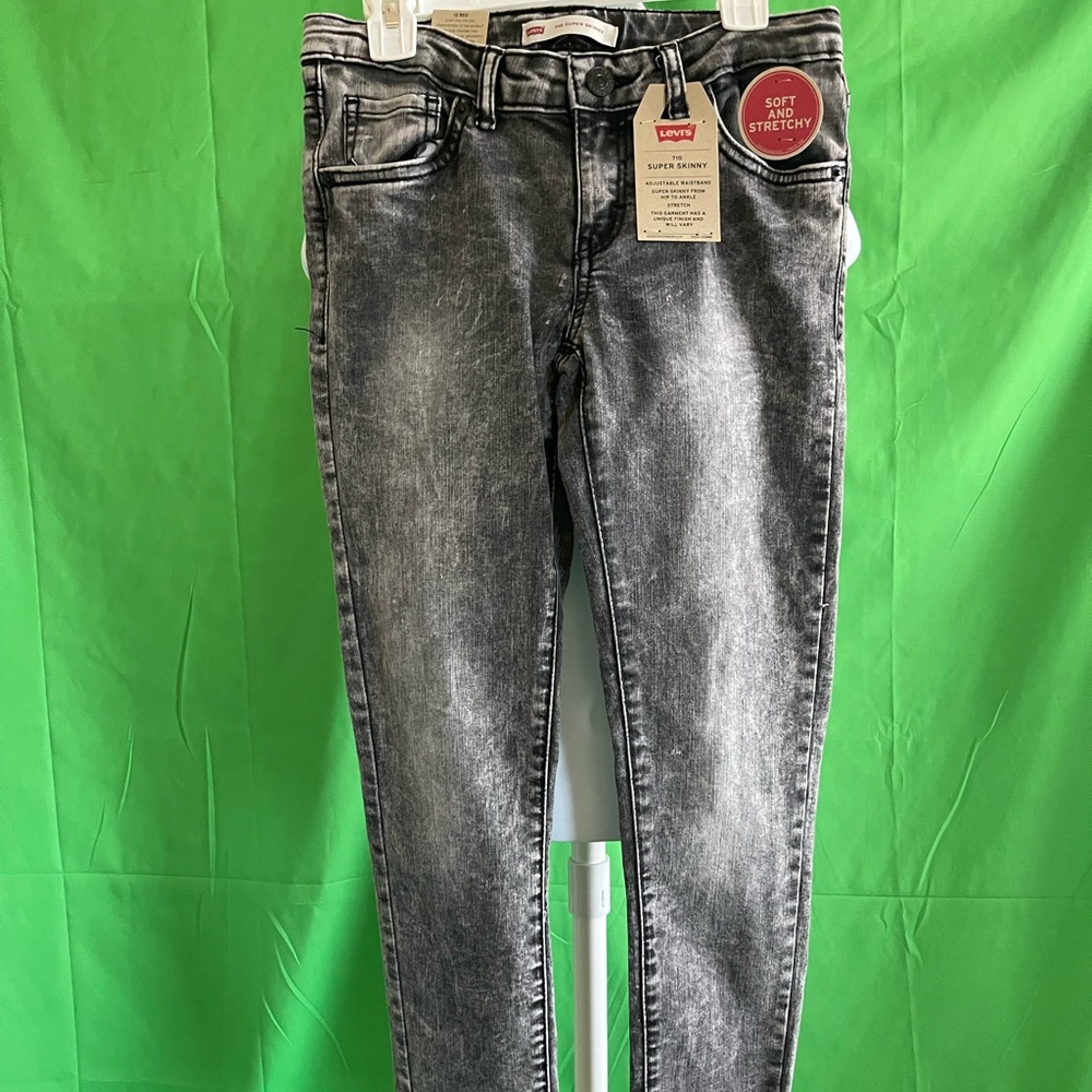 NWT skinny jeans